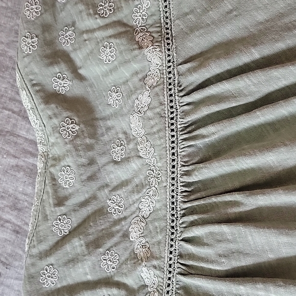 Lucky Brand Button Front Pullover Top - Picture 11 of 13